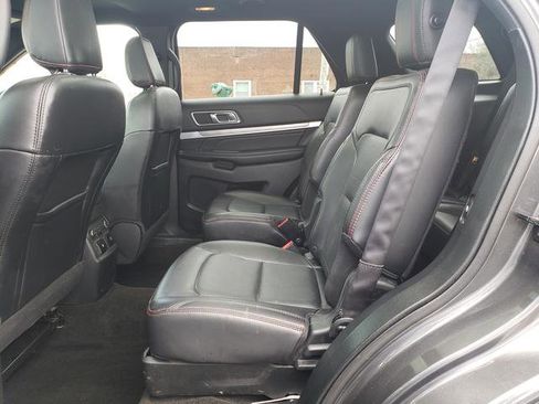 Used 2018 Ford Explorer Sport w/ Equipment Group 401A image 12