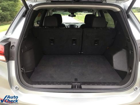 Used 2024 Chevrolet Equinox LT image 9