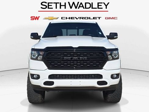 Used 2022 RAM 1500 Big Horn w/ Night Edition AWD/4WD image 2
