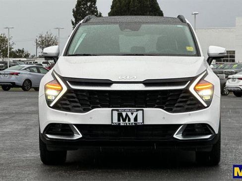 Used 2025 Kia Sportage SX image 9
