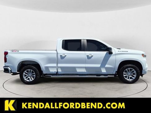 Used 2023 Chevrolet Silverado 1500 RST AWD/4WD image 4