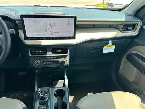 New 2025 Ford Maverick Lariat w/ 4K Tow Package image 15