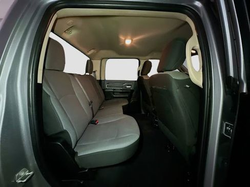 Used 2020 RAM 2500 Big Horn image 34