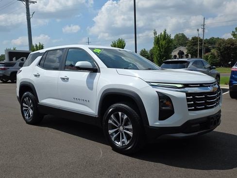 Used 2026 Chevrolet Equinox LT FWD image 7