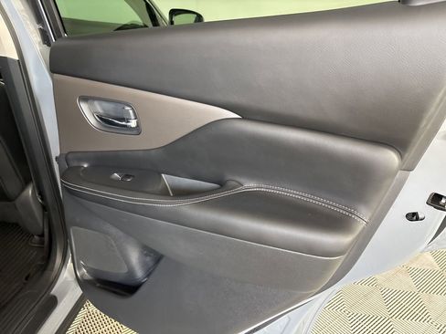 Used 2023 Nissan Murano SL w/ SL Moonroof Package image 27