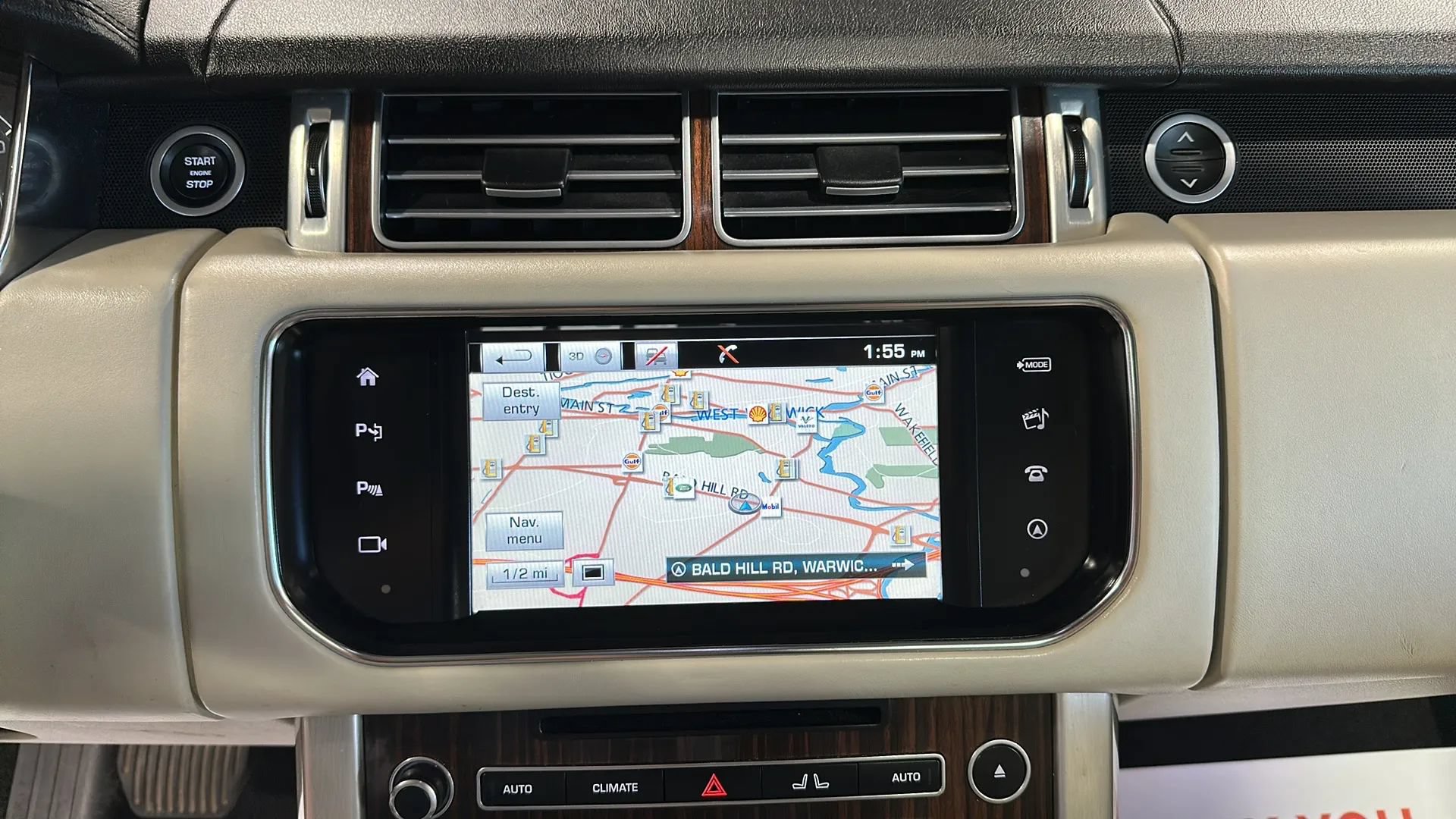 Used 2016 Land Rover Range Rover HSE AWD/4WD image 24