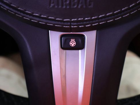 Used 2022 BMW M850i xDrive Coupe image 39