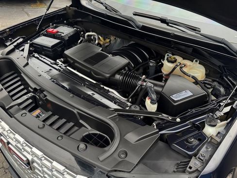 Used 2021 GMC Yukon XL Denali w/ Denali Ultimate Package image 40