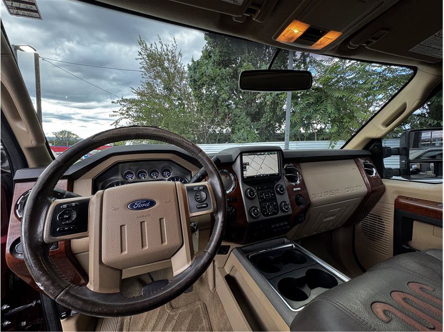 Used 2016 Ford F250 King Ranch w/ FX4 Off-Road Package AWD/4WD image 14