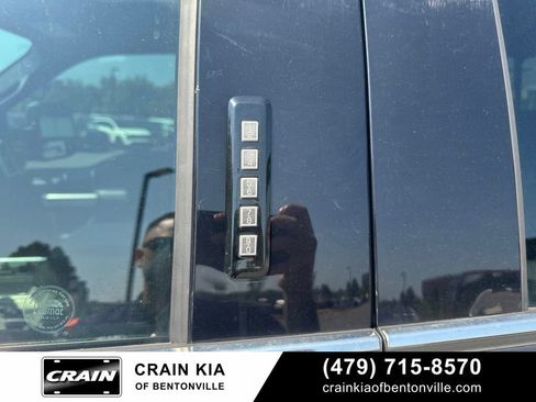 Used 2019 Ford F250 Platinum w/ Platinum Ultimate Package AWD/4WD image 12