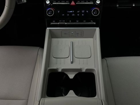 Used 2025 Hyundai Santa Fe SEL image 16