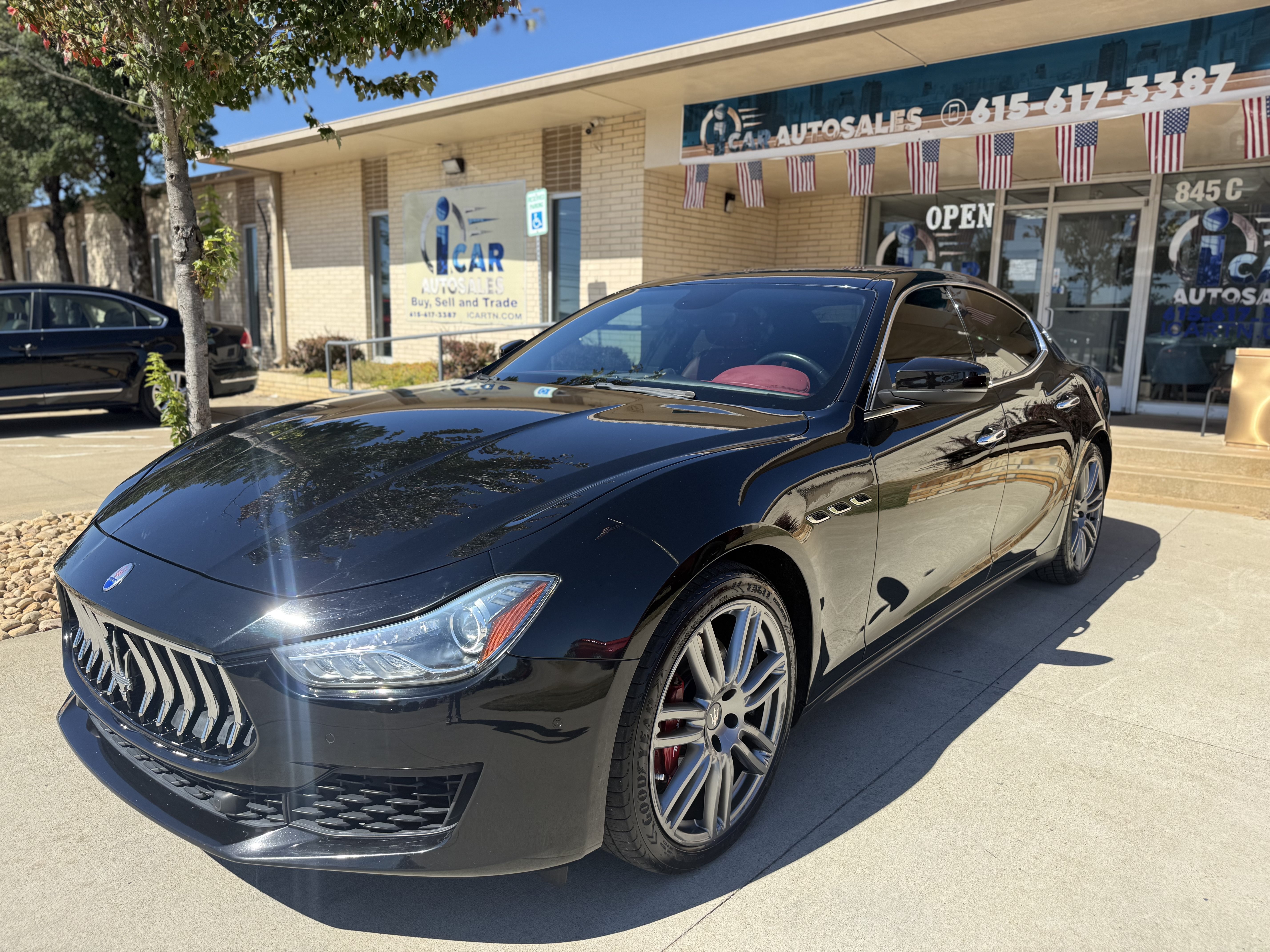 Used 2018 Maserati Ghibli RWD image 1
