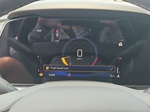 New 2025 Chevrolet Trax LT w/ Driver Confidence Package image 9