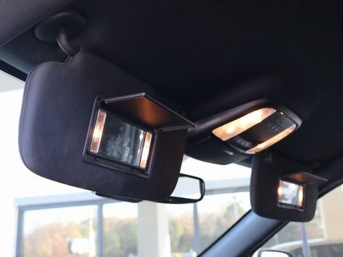 Used 2022 Dodge Durango GT image 31