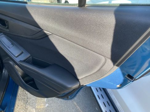 Used 2017 Subaru Impreza 2.0i Premium AWD/4WD image 17