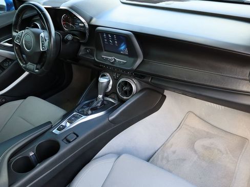 Used 2018 Chevrolet Camaro LT w/ RS Package image 26