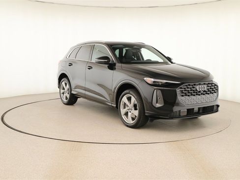 New 2025 Audi Q5 Premium Plus image 10