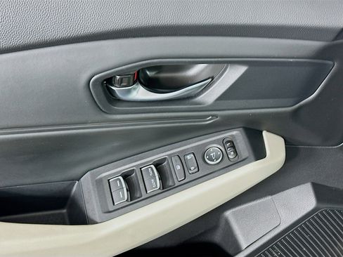 Used 2024 Honda Accord EX image 15