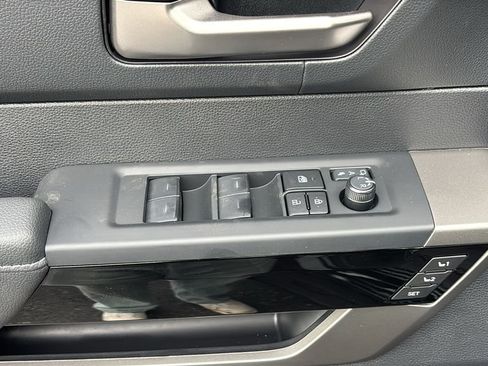 New 2026 Toyota Tundra Limited AWD/4WD image 15