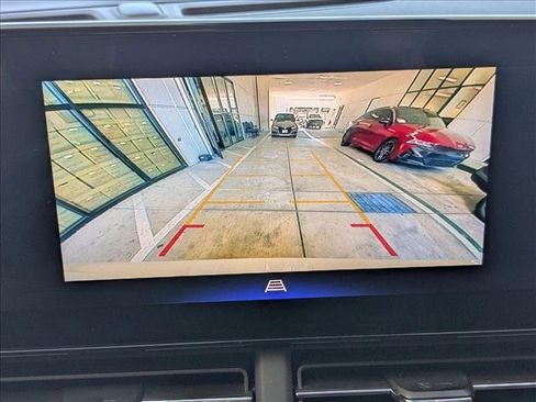 Used 2025 Chevrolet Trax LT image 13