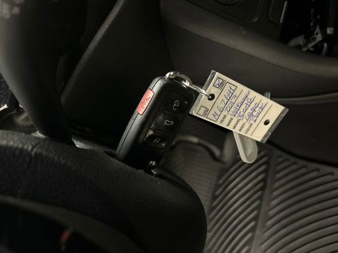 Used 2017 Volkswagen Beetle 1.8T S image 42