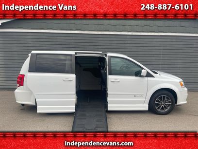 Used 2017 Dodge Grand Caravan SXT