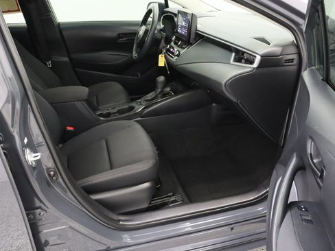 Used 2024 Toyota Corolla LE image 33
