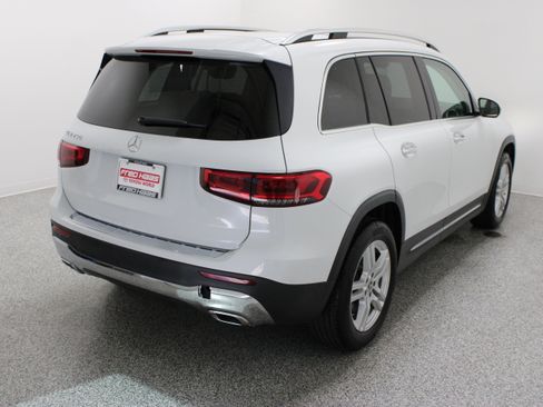 Used 2022 Mercedes-Benz GLB 250 image 7