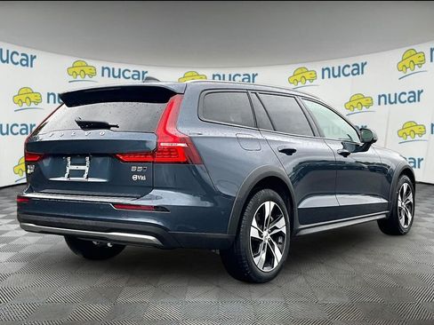Used 2024 Volvo V60 B5 Cross Country Plus AWD/4WD image 6