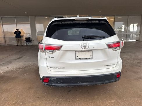 Used 2015 Toyota Highlander Limited Platinum AWD/4WD image 7
