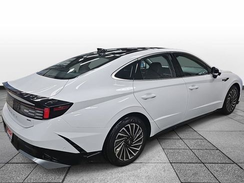 Used 2024 Hyundai Sonata Limited image 5