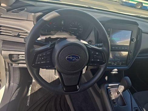 Used 2024 Subaru Crosstrek 2.0i AWD/4WD image 11