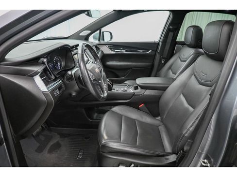 Used 2022 Cadillac XT5 Premium Luxury image 34