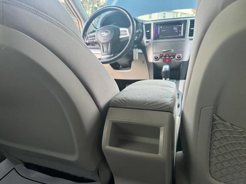Used 2013 Subaru Outback 2.5i Premium image 25