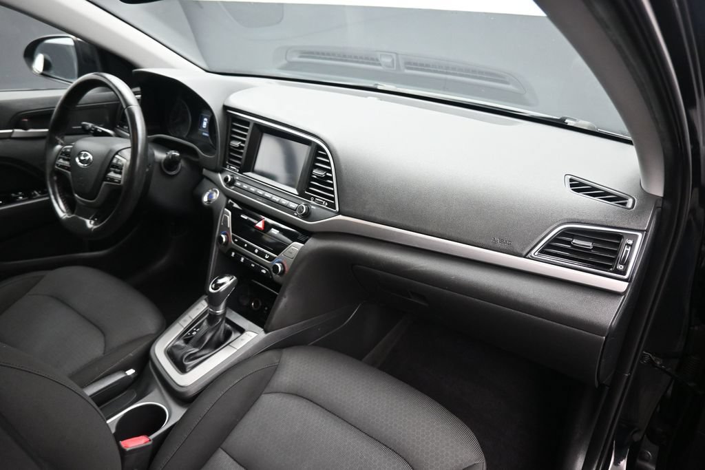 Used 2018 Hyundai Elantra Value Edition w/ Cargo Package FWD image 40