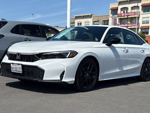 Used 2025 Honda Civic Sport image 8