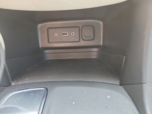 Used 2023 Chevrolet Equinox LS w/ LS Convenience Package FWD image 29