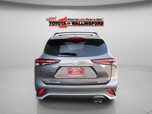 Certified 2024 Toyota Highlander XSE AWD/4WD image 10