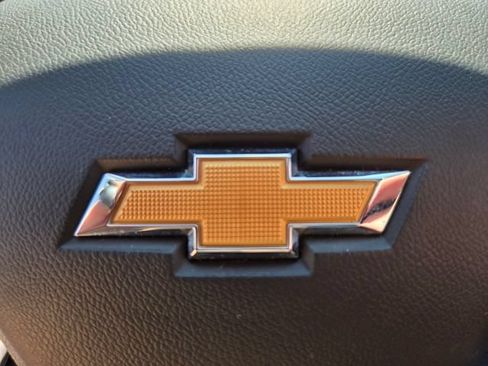 Used 2022 Chevrolet Malibu LT FWD image 33