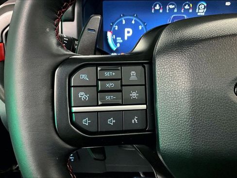 Used 2025 Ford F150 Raptor AWD/4WD image 11