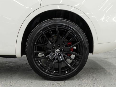 Used 2022 Maserati Levante GT image 32