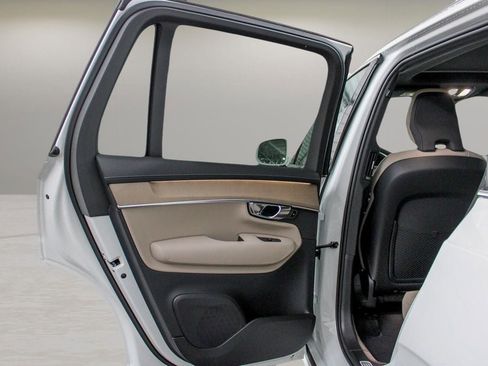 New 2026 Volvo XC90 B5 Core w/ Protection Package Premier AWD/4WD image 25