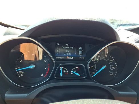 Used 2018 Ford Escape SE FWD image 18