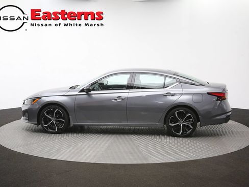 Used 2024 Nissan Altima 2.5 SR FWD image 54