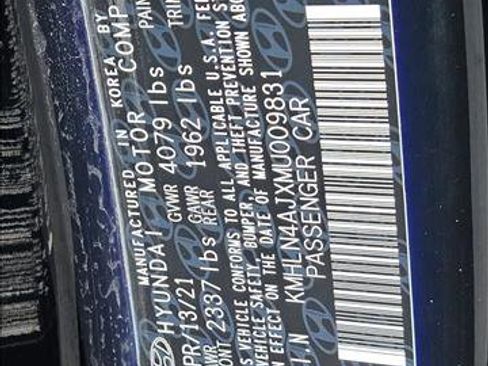 Used 2021 Hyundai Elantra Limited image 22