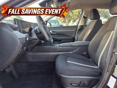 Used 2025 Hyundai Sonata SEL FWD image 10