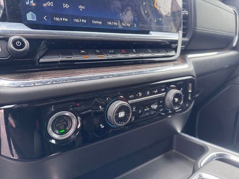 Used 2023 Chevrolet Silverado 1500 LT Trail Boss w/ Protection Package image 19