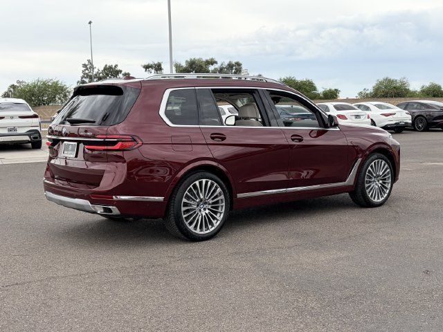 Certified 2025 BMW X7 xDrive40i w/ Premium Package AWD/4WD image 7