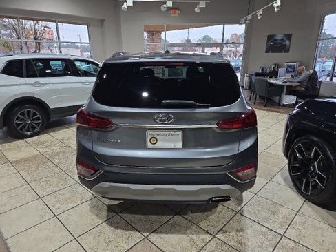 Used 2019 Hyundai Santa Fe SE image 6