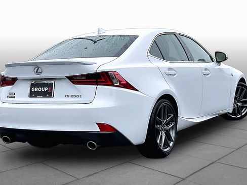 Used 2016 Lexus IS 200t w/ F Sport Package RWD image 13